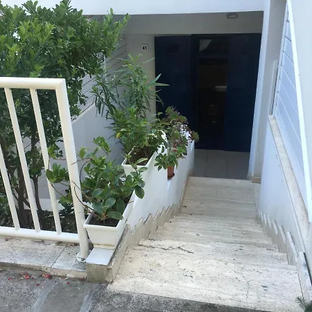 Ripa מלון דירות מולה די בארי